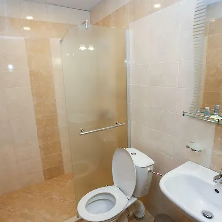 Marrakech בית הארחה גברובו