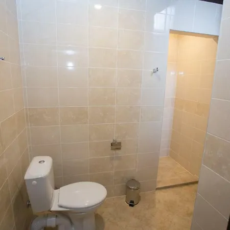 Marrakech בית הארחה גברובו